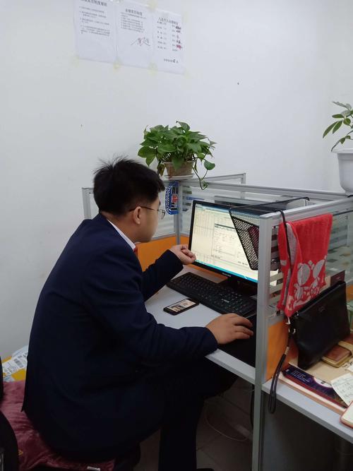 东润投资咨询 助力理性投资，护航财富增值的专业伙伴
